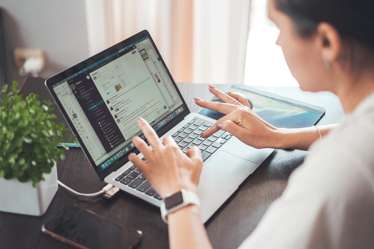 Is Your Teen Struggling? Find the Best Online Therapist for Teen Staten Island